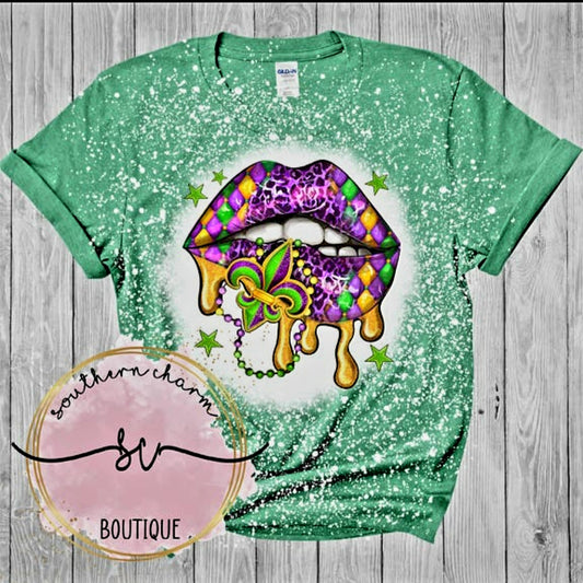 T-Shirt - Mardi Gras Vibrant Color Lips Short Sleeve T-Shirt in Green or Purple - Sizes Small to XL