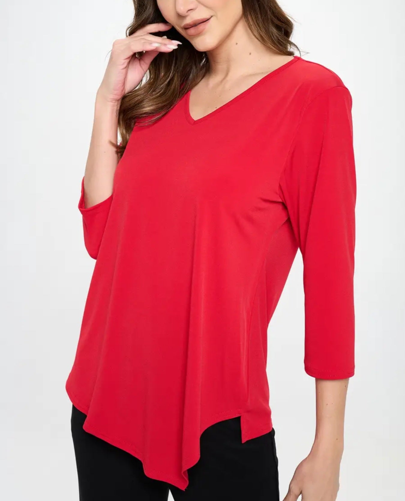 Top Plus Size - Point V-Neck Quarter Sleeve Top